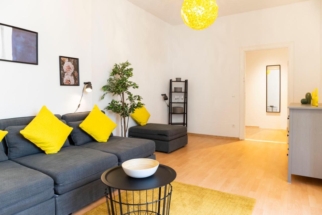 Amazing Apartment 1Br For 7 @Mauerpark Pberg Berlín Exterior foto