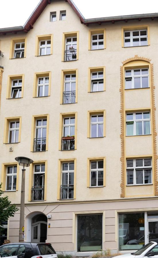 Amazing Apartment 1Br For 7 @Mauerpark Pberg Berlín Exterior foto