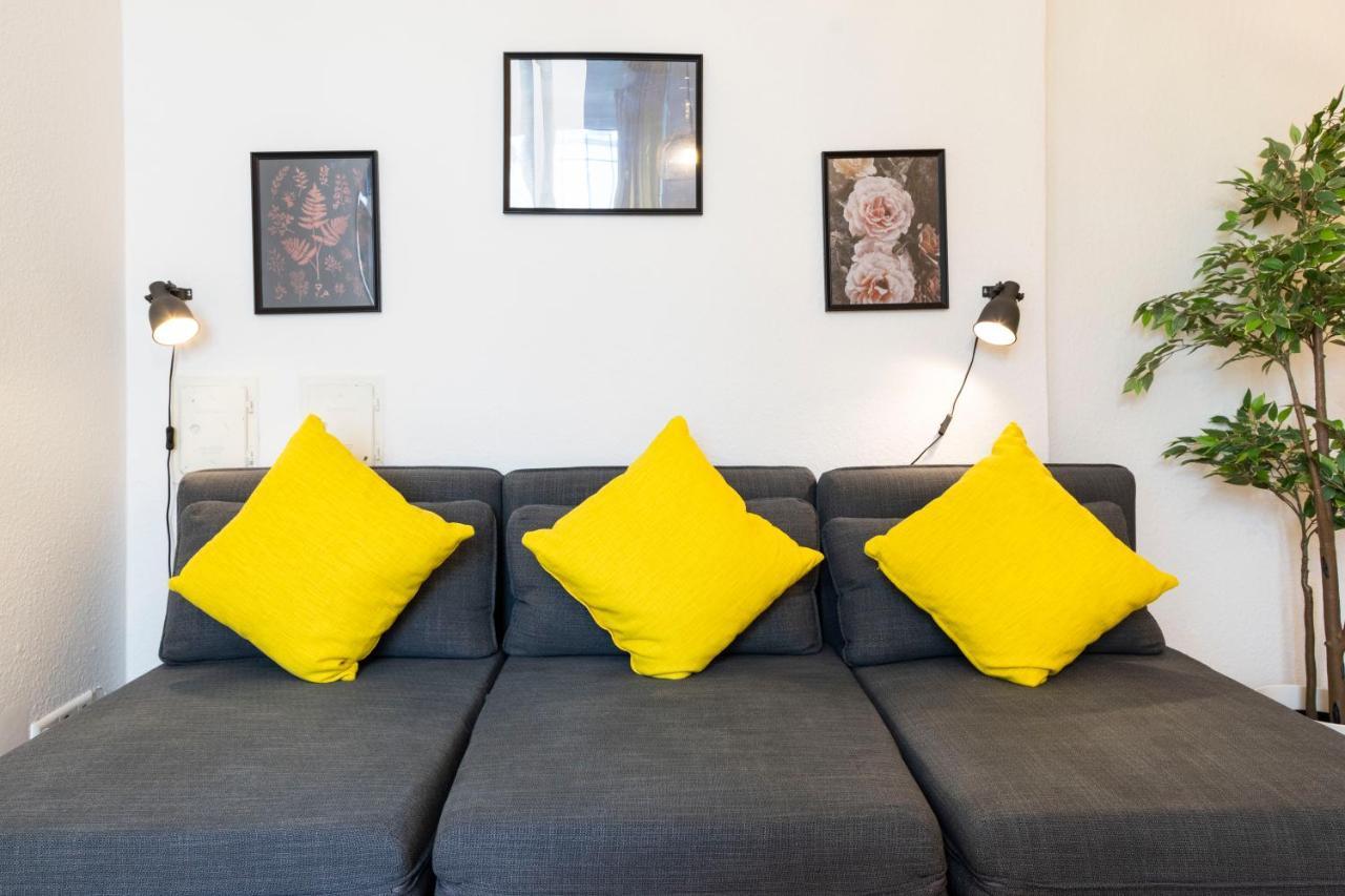 Amazing Apartment 1Br For 7 @Mauerpark Pberg Berlín Exterior foto